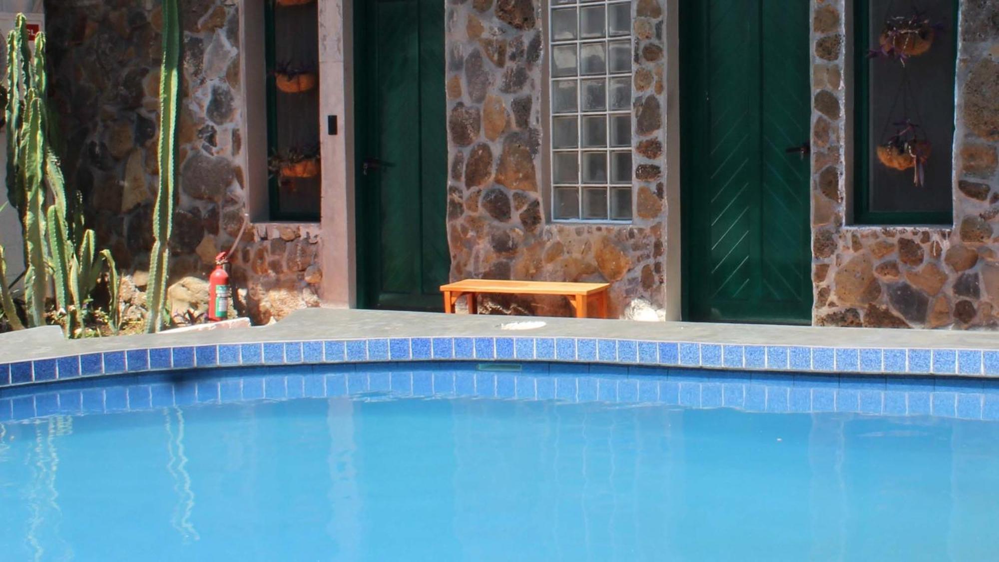 Hostal Pimampiro Пуэрто-Бакерисо-Морено Экстерьер фото